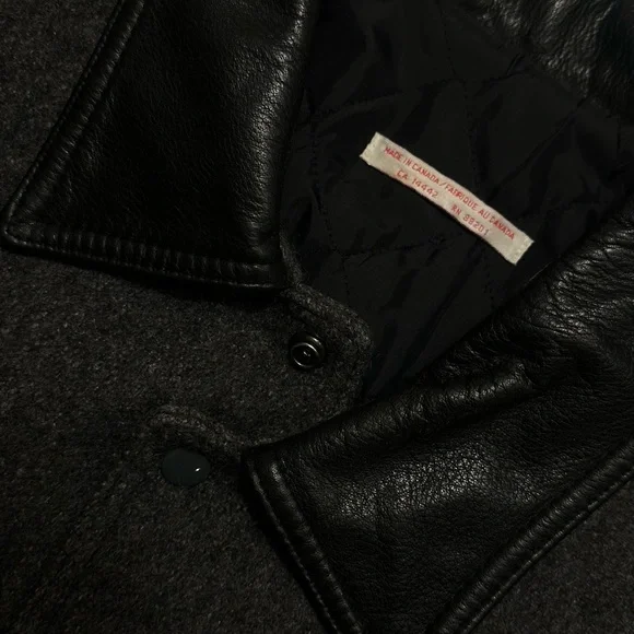 Italia Men's Black and Gray Bomber Jacket. MONDETTA - Picture 7 of 15